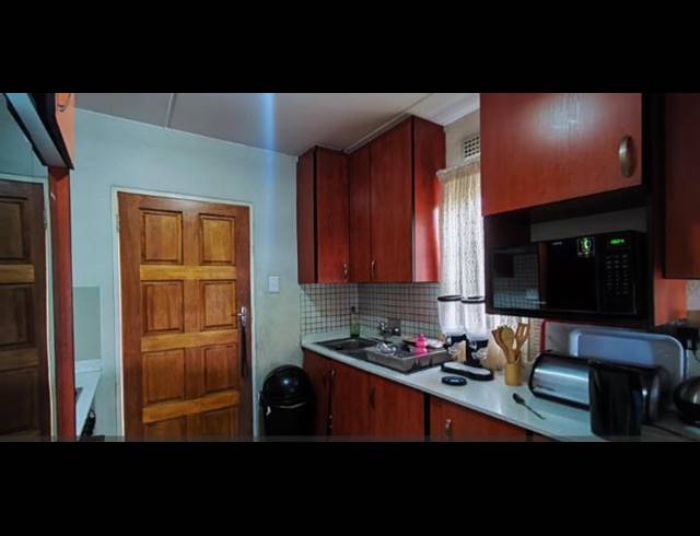 3 BEDROOM HOUSE FOR SALE IN ALRODE SOUTH